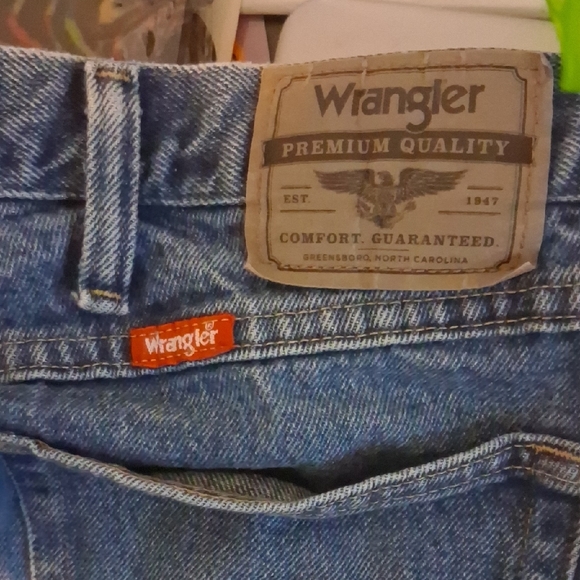 Wrangler Vintage Relaxed Fit Blue Jeans 42x30 - Picture 2 of 3
